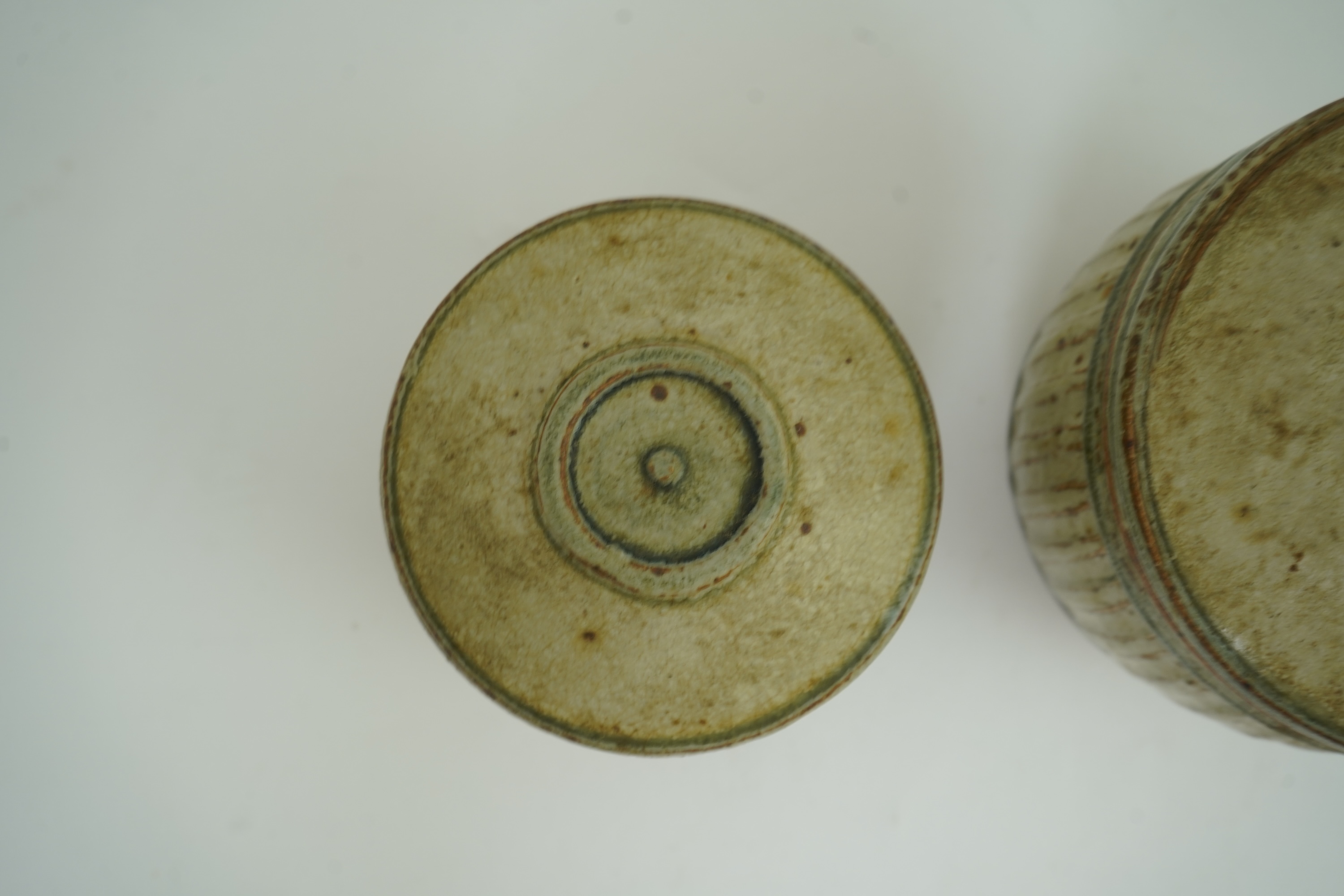 Richard Batterham (1936-2021): A graduated pair of lidded stoneware jars or caddies